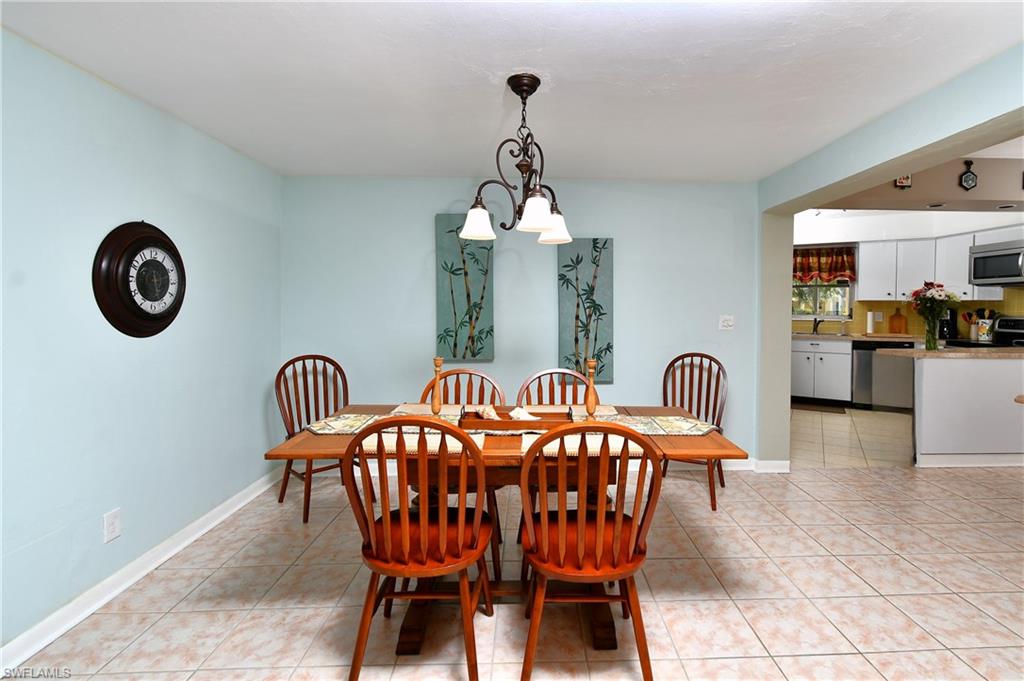 8 Park Lane CIR photo 11