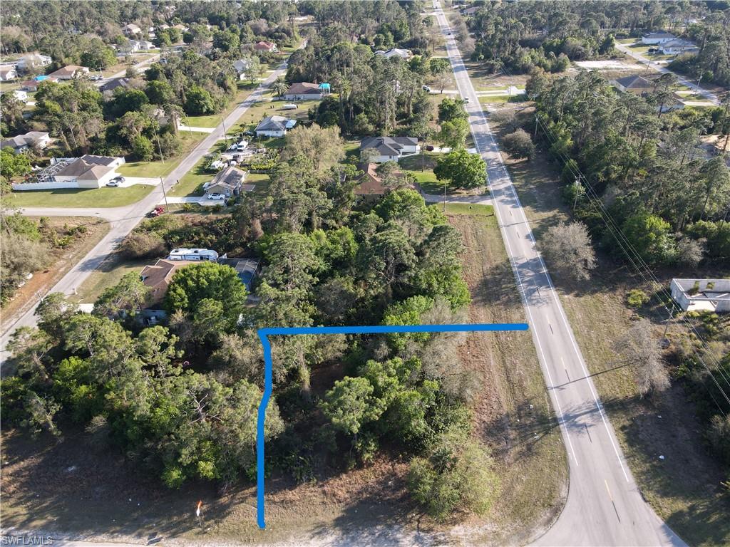 Birds eye view of property