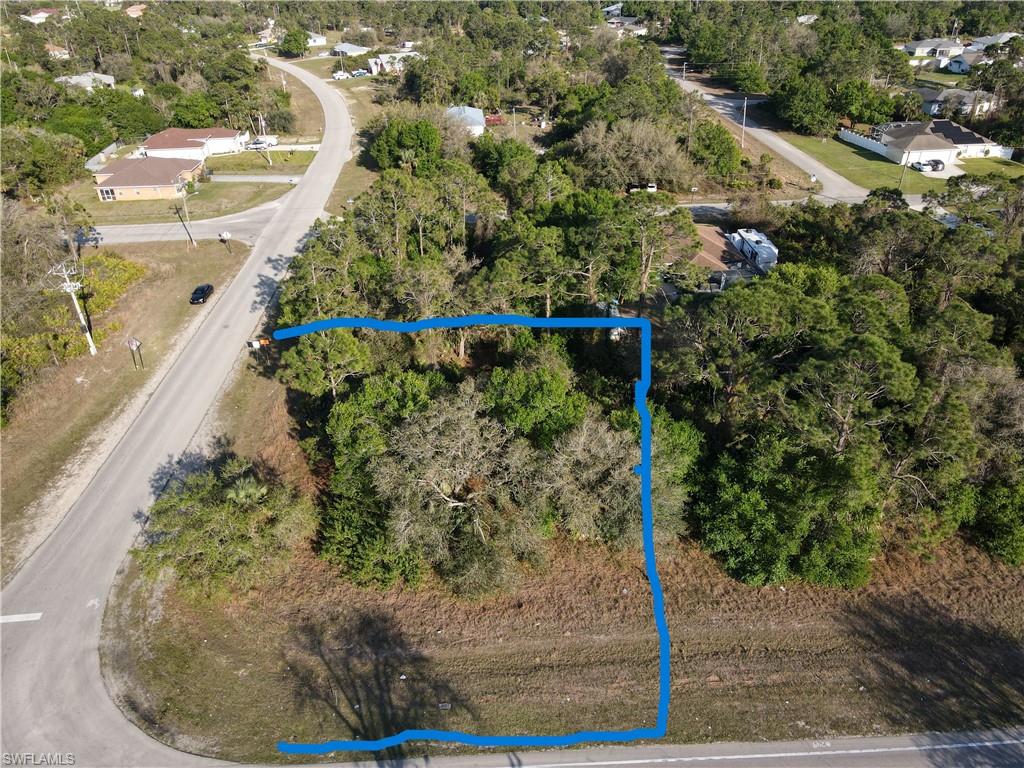 Birds eye view of property