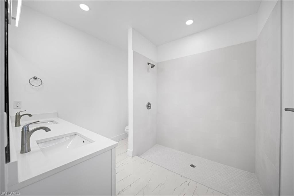 2914 67th ST W photo 15