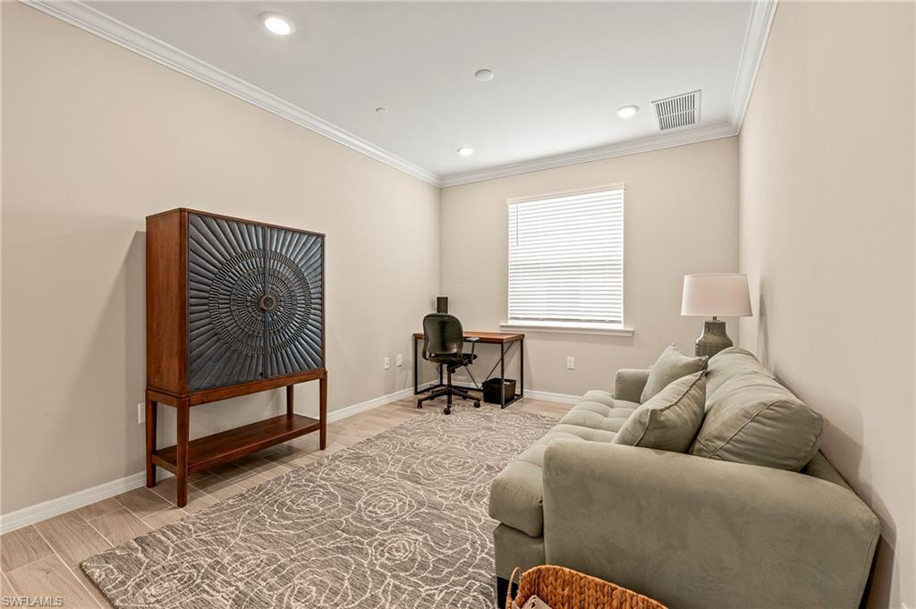 11821 Venetian Lagoon DR 104 photo 16