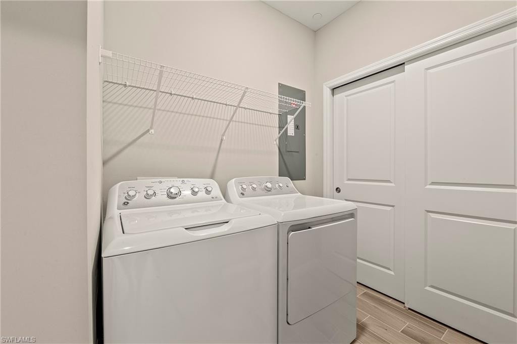11821 Venetian Lagoon DR 104 photo 20