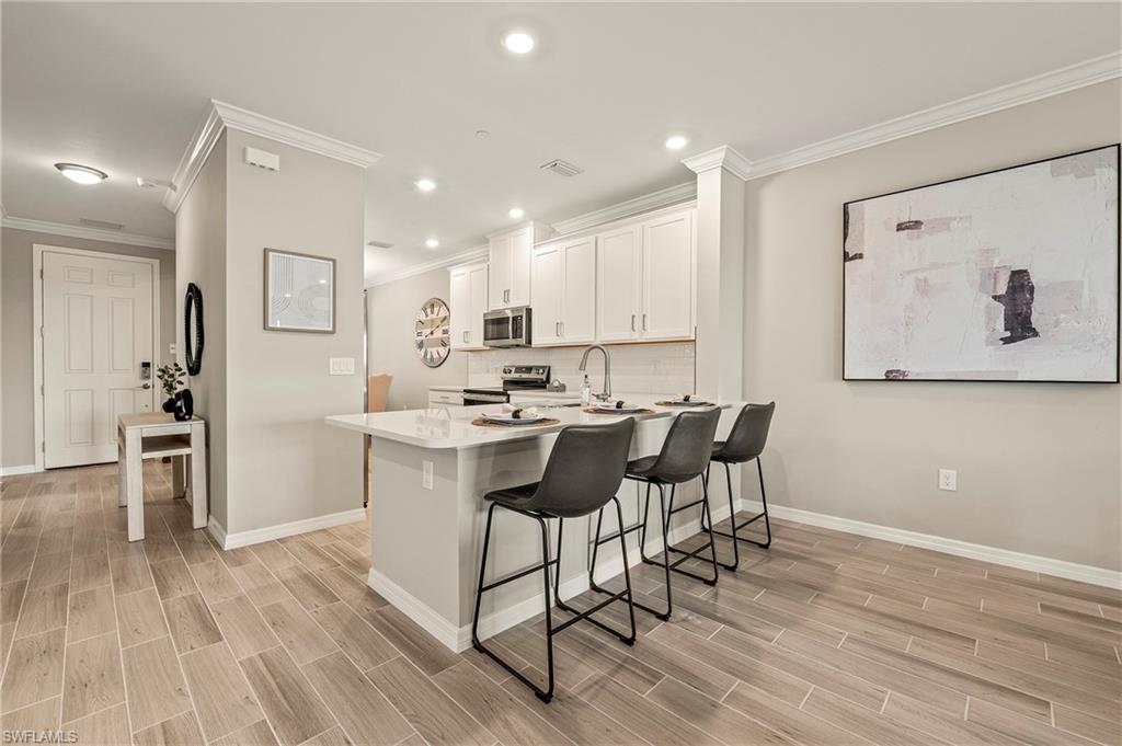 11821 Venetian Lagoon DR 104 photo 8