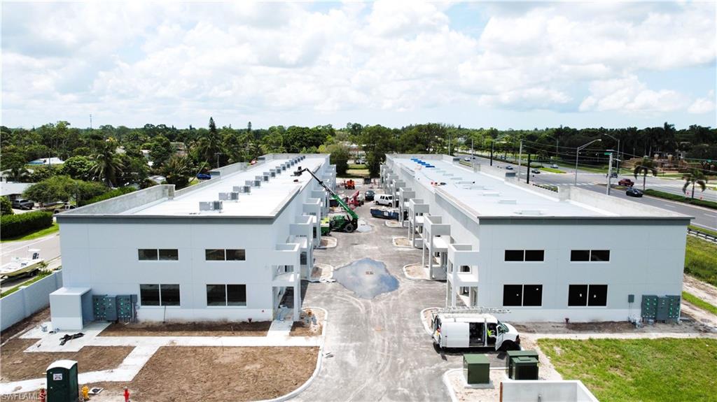 11075 Tamiami TRL E 105 photo 11