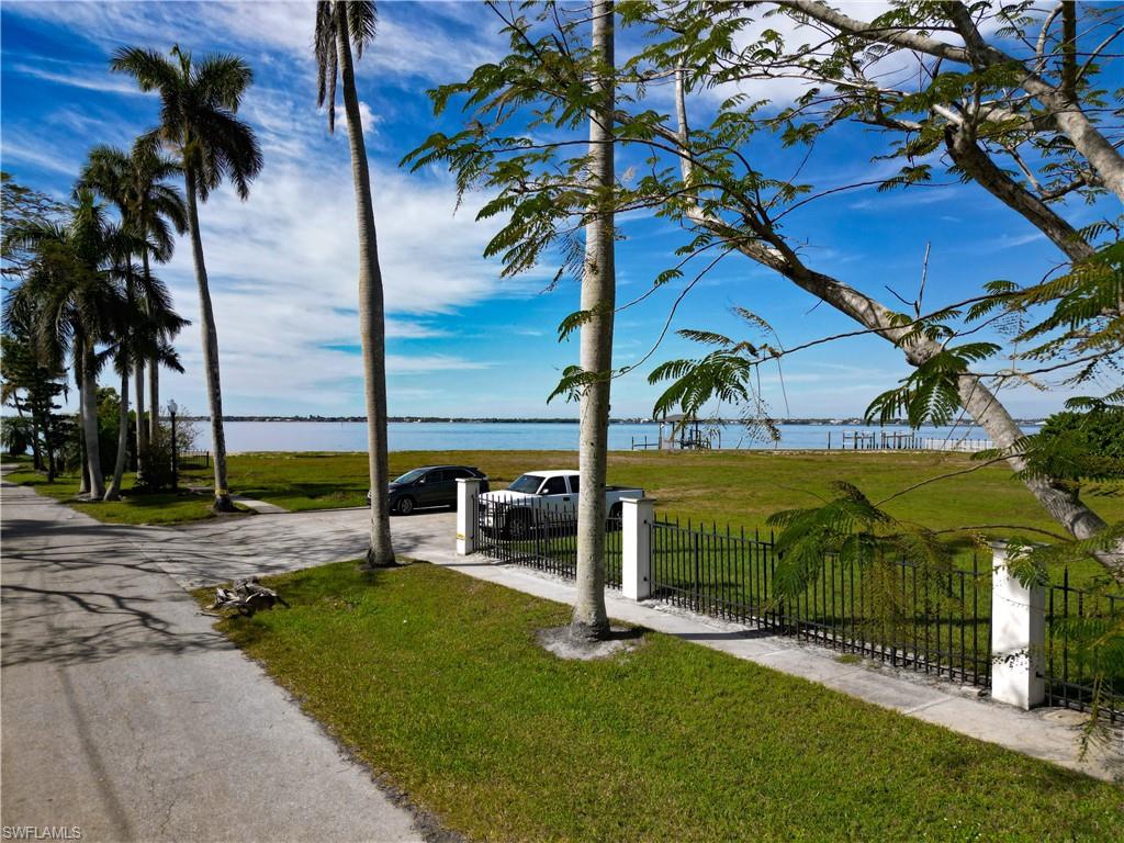 1301 Poinciana AVE photo 20