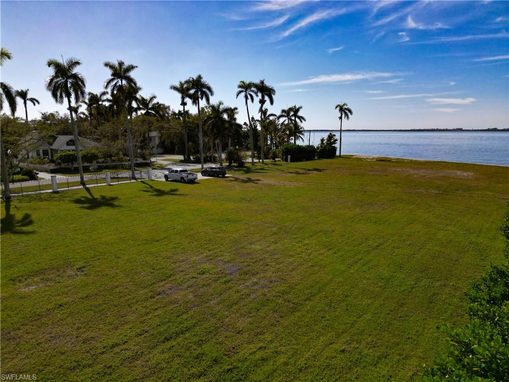 1301 Poinciana AVE photo 15