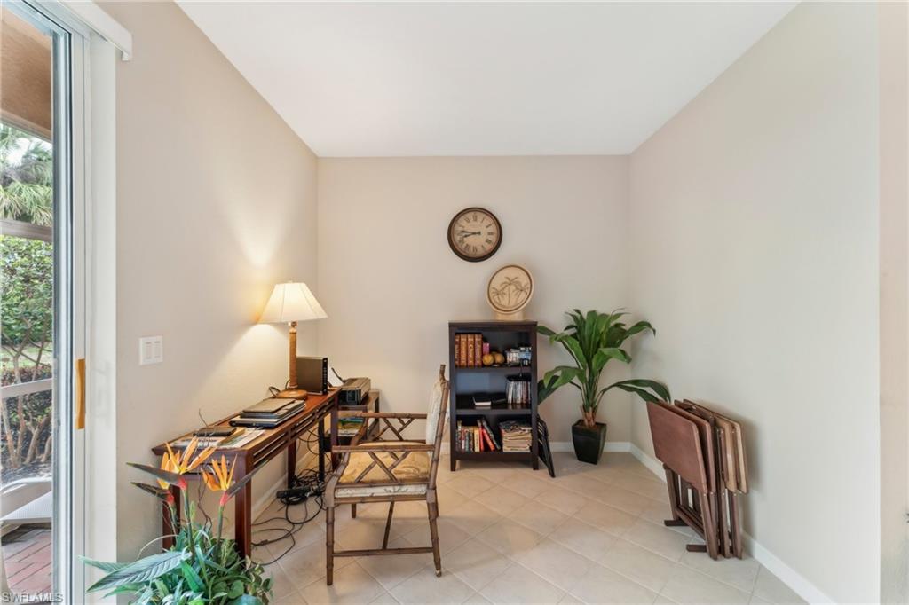 3327 Dandolo CIR