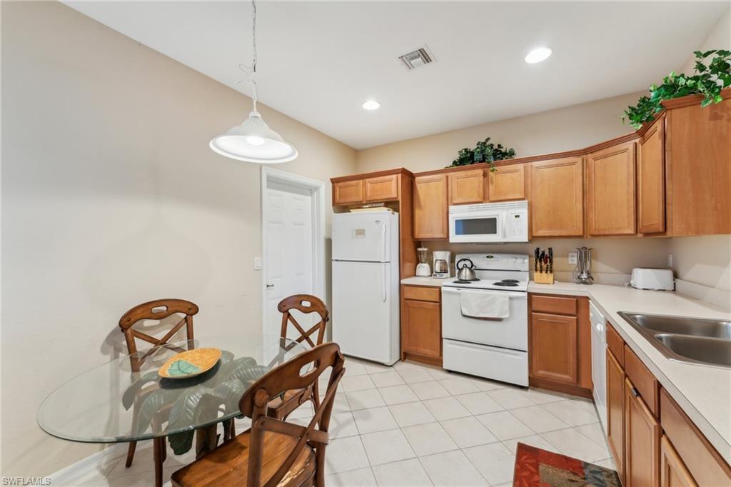3327 Dandolo CIR photo 8