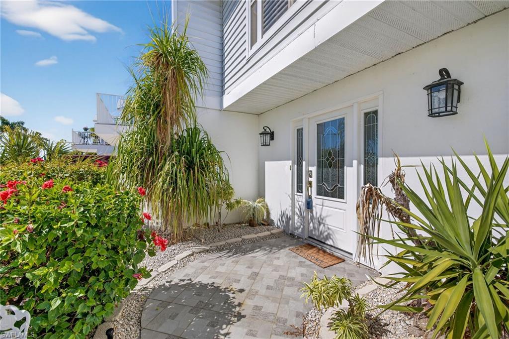 12130 Siesta DR