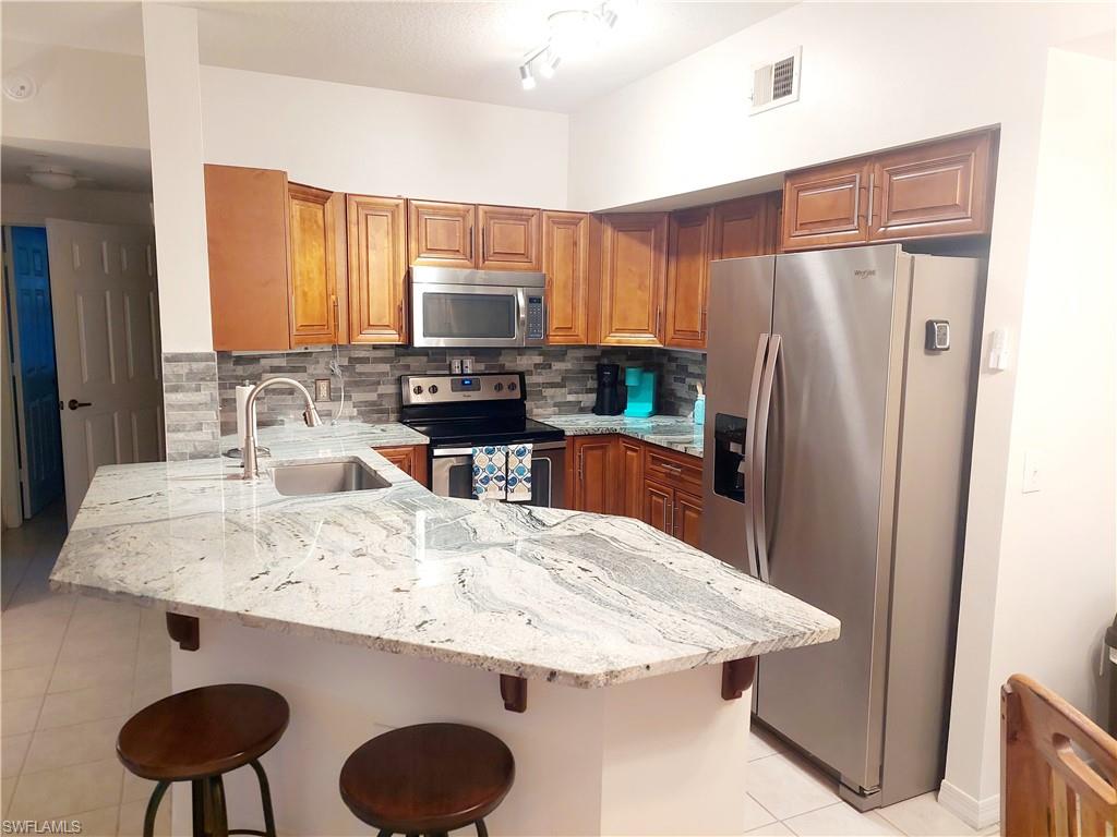 11400 Ocean Walk CIR 102 photo 6