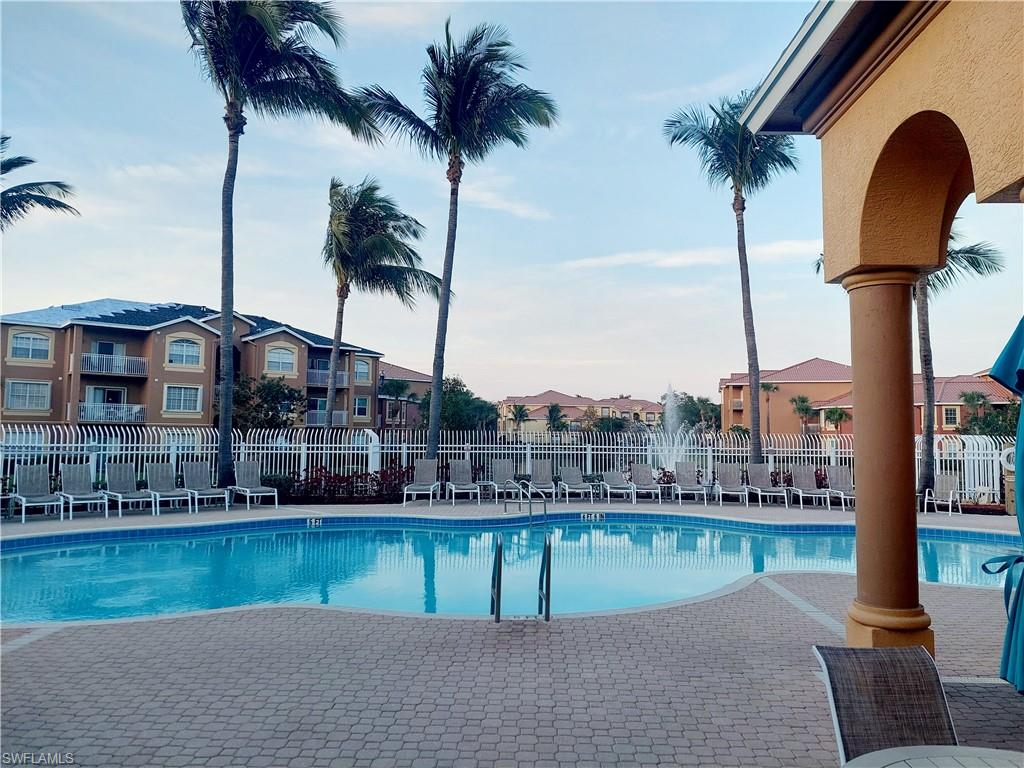 11400 Ocean Walk CIR 102 photo 24