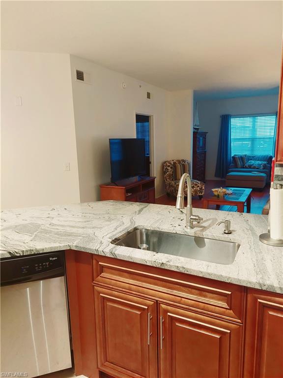 11400 Ocean Walk CIR 102 photo 8