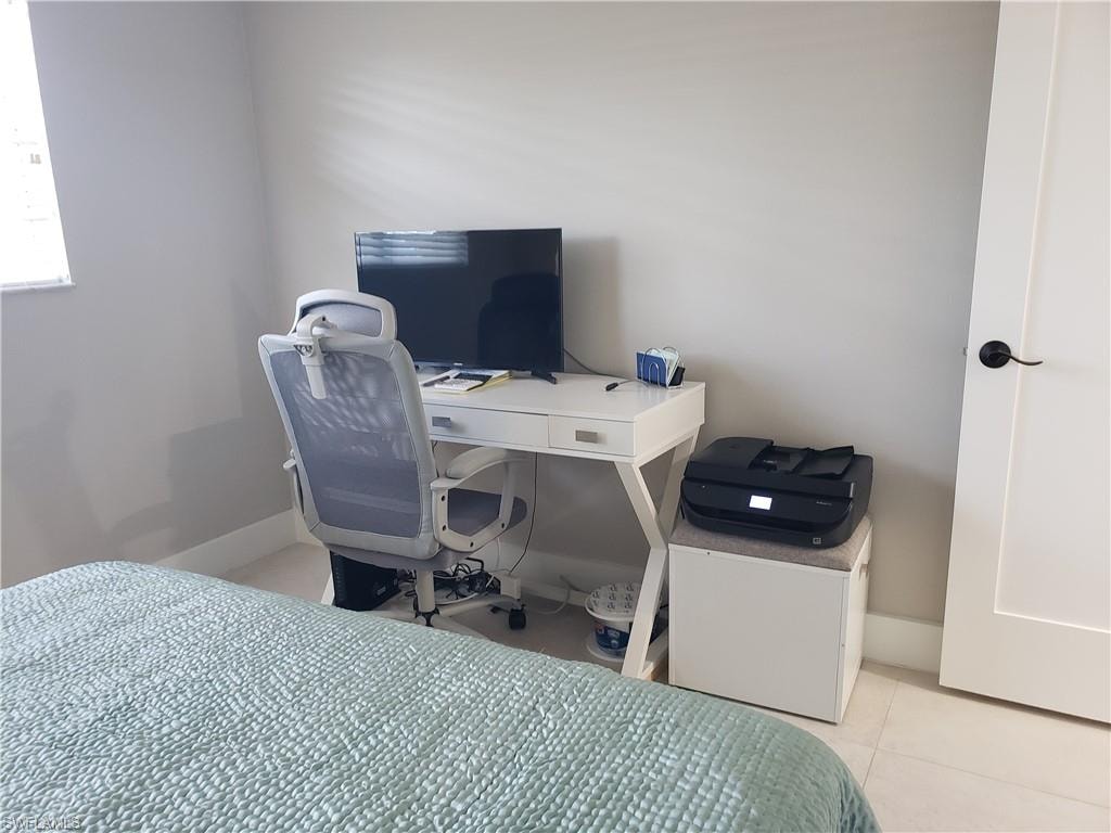 Guest bedroom