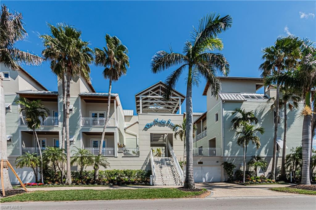 View of front of home featuring driveway