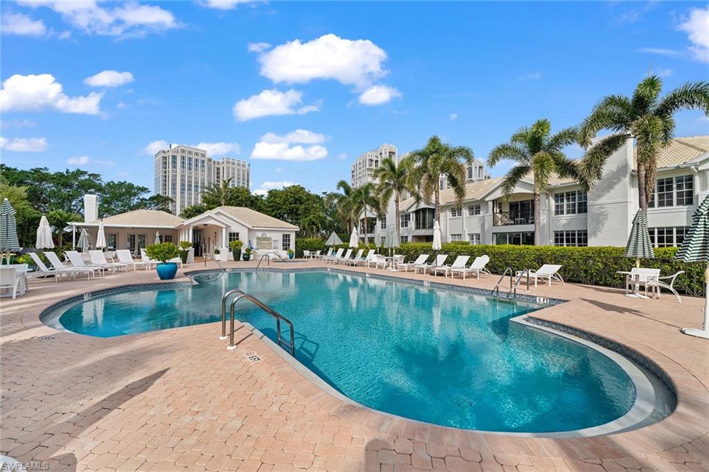 6835 San Marino DR 809A photo 40