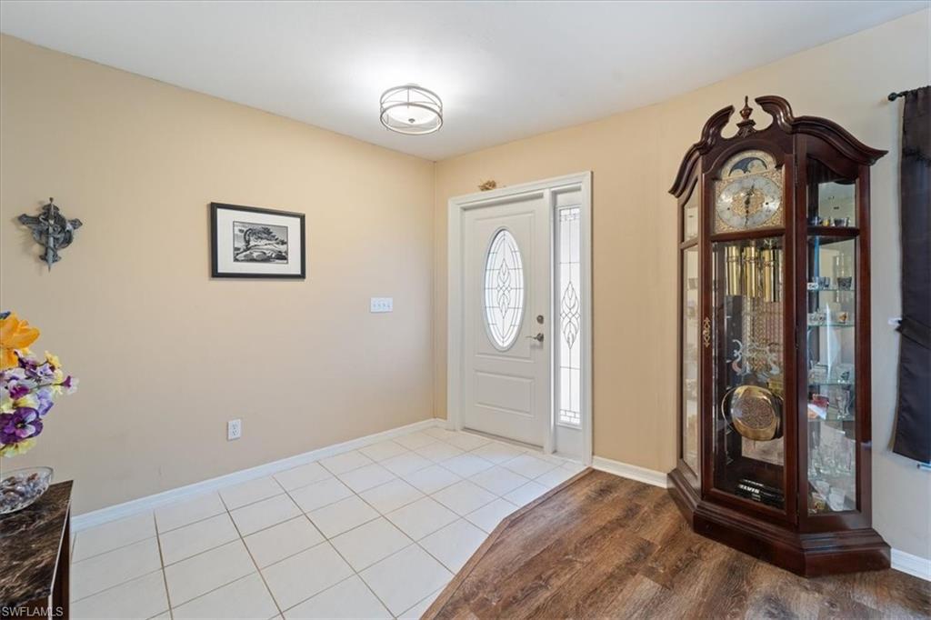 2403 Cherry CT photo 7
