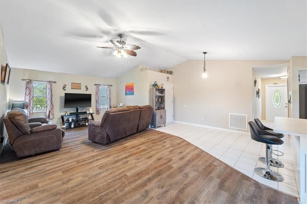 2403 Cherry CT photo 9