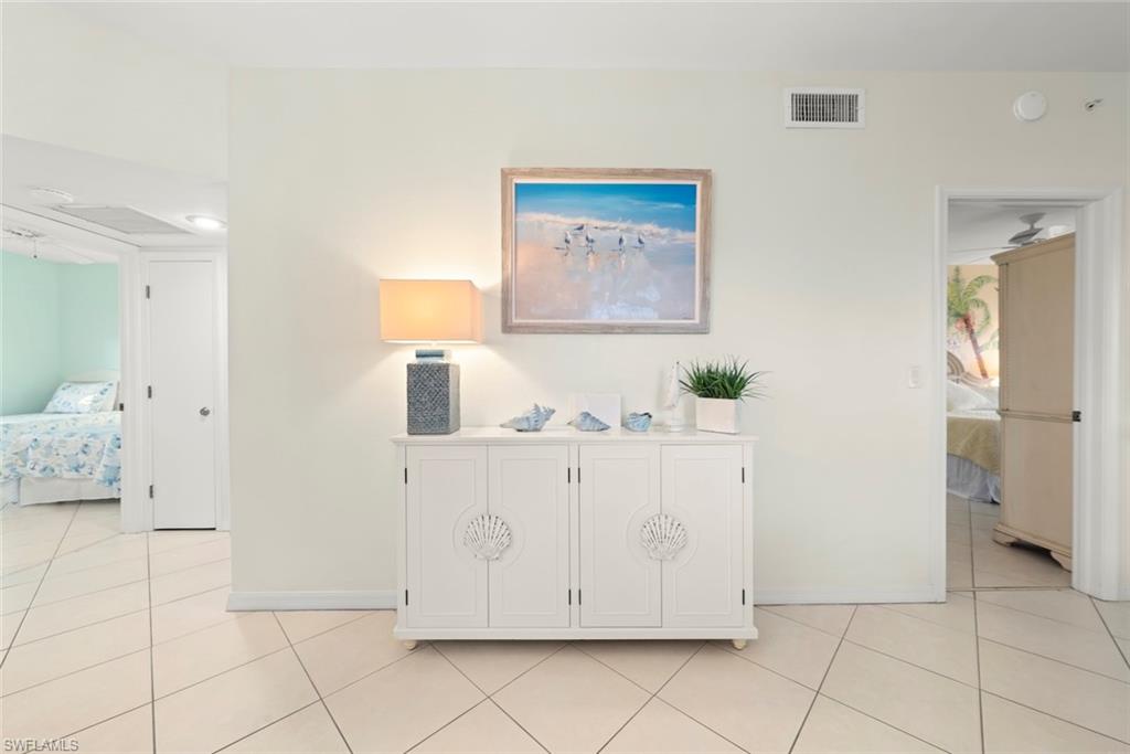 255 Periwinkle WAY 5B photo 17