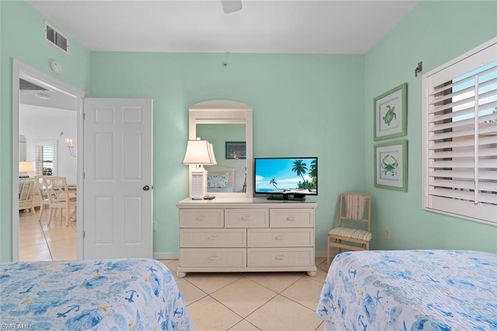 255 Periwinkle WAY 5B photo 29