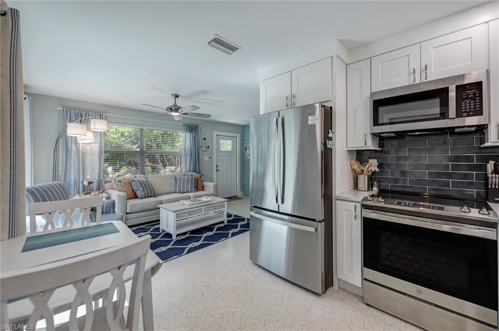 1012/1014 E Gulf DR photo 13