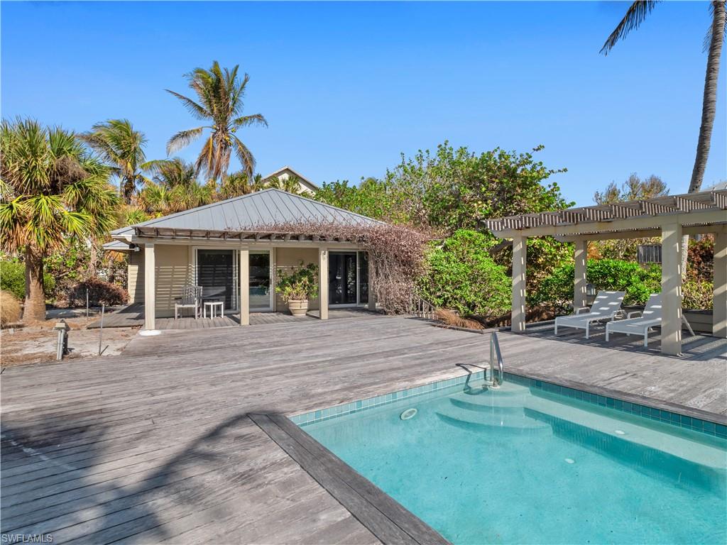 16530 Captiva DR photo 36