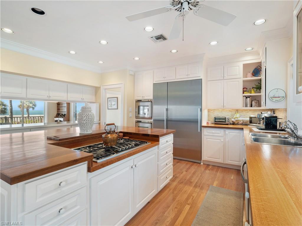 16530 Captiva DR photo 24