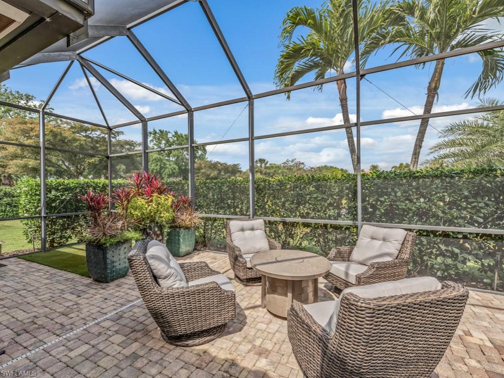 Screened Pool & Spa w/ Lake Views