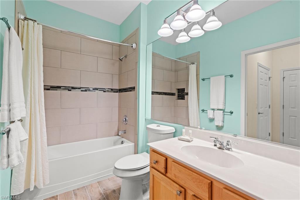 11700 Pasetto LN 207 photo 18