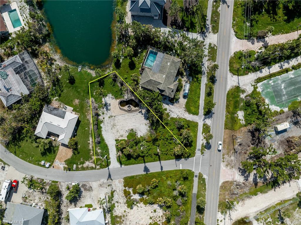327 Palm Lake DR photo 10