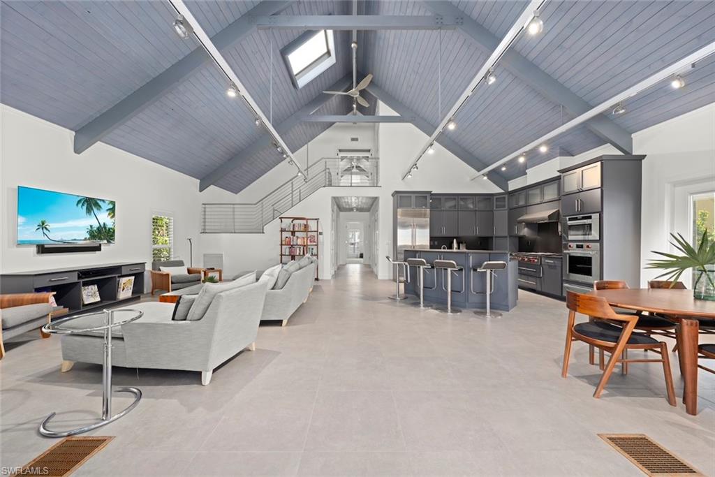 16886 Captiva DR photo 9