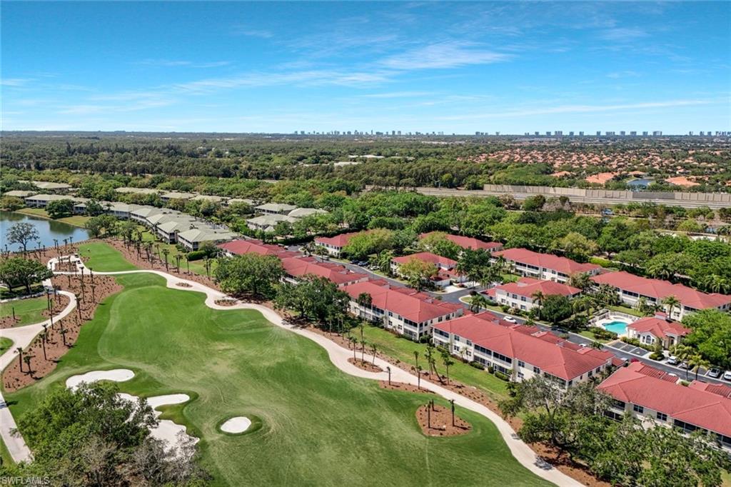 Drone / aerial view featuring a view of the golf course