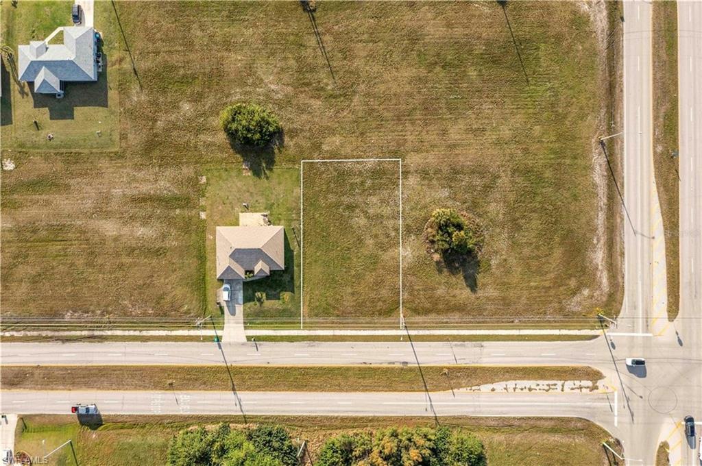 Birds eye view of property
