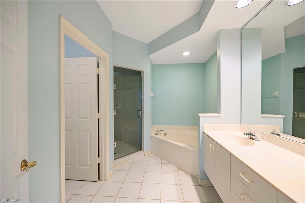 24460 Reserve CT 202 photo 13