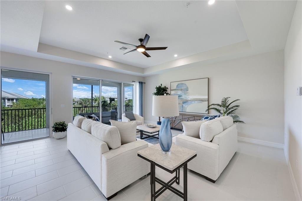 273 Indies DR E 202