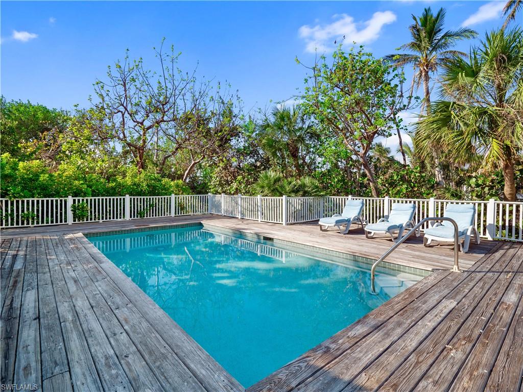 16543 Captiva DR photo 26