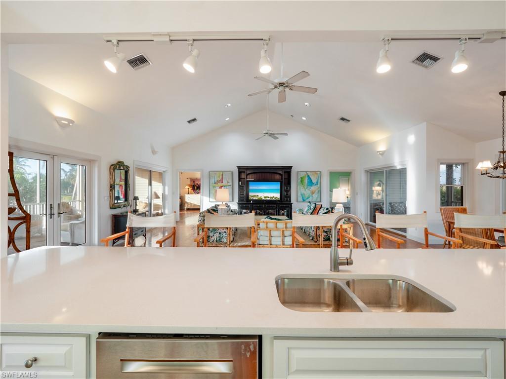 16543 Captiva DR photo 14