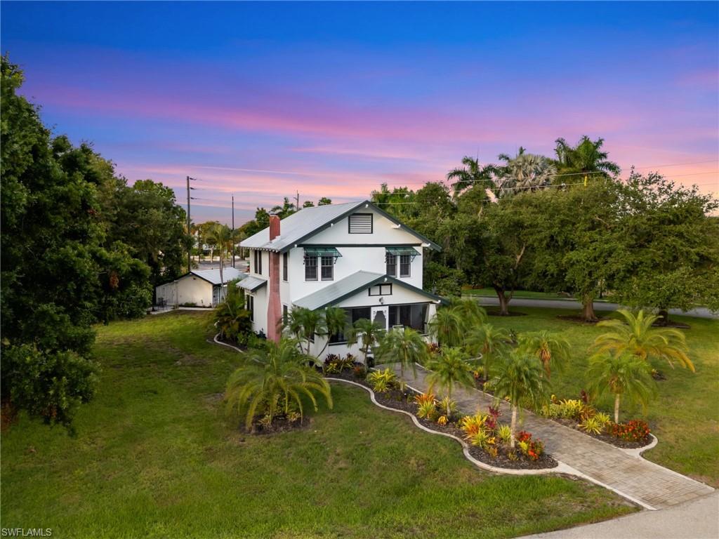 Thoughtfully positioned on its oversized corner homesite, the residence enjoys natural light throughout the day and the beauty of both sunrise and sunset views.