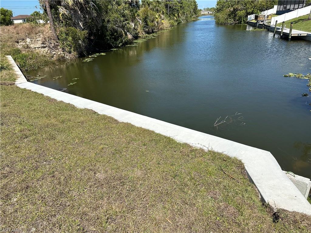 Seawall installed and lot is ready to build on