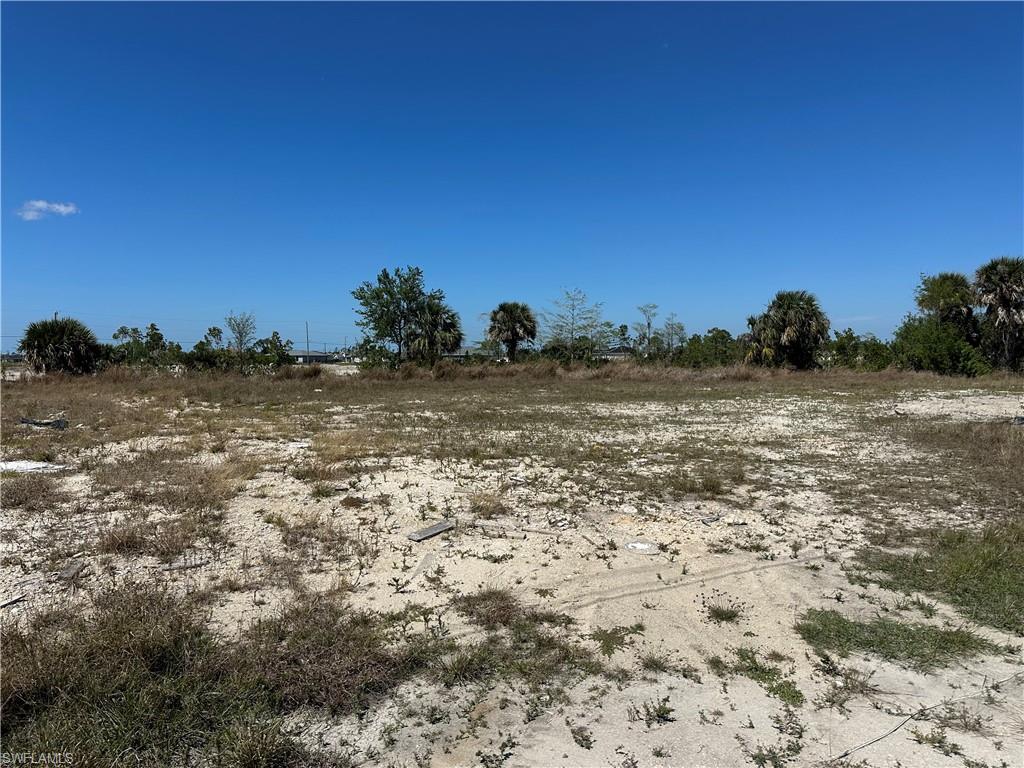 Fresh Water canal lot in NE Cape Coral