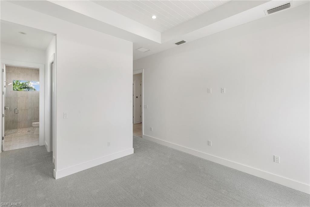 1285 Orange CT photo 33