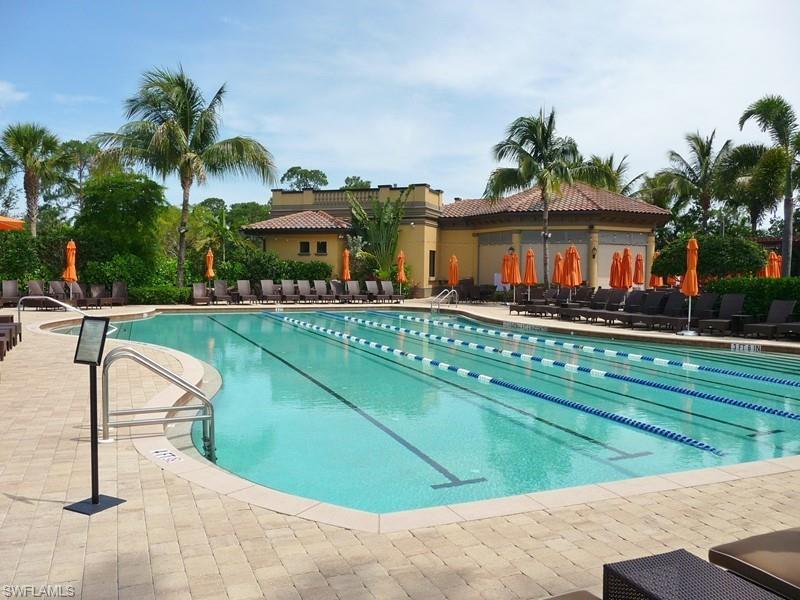Players Club Lap Pool