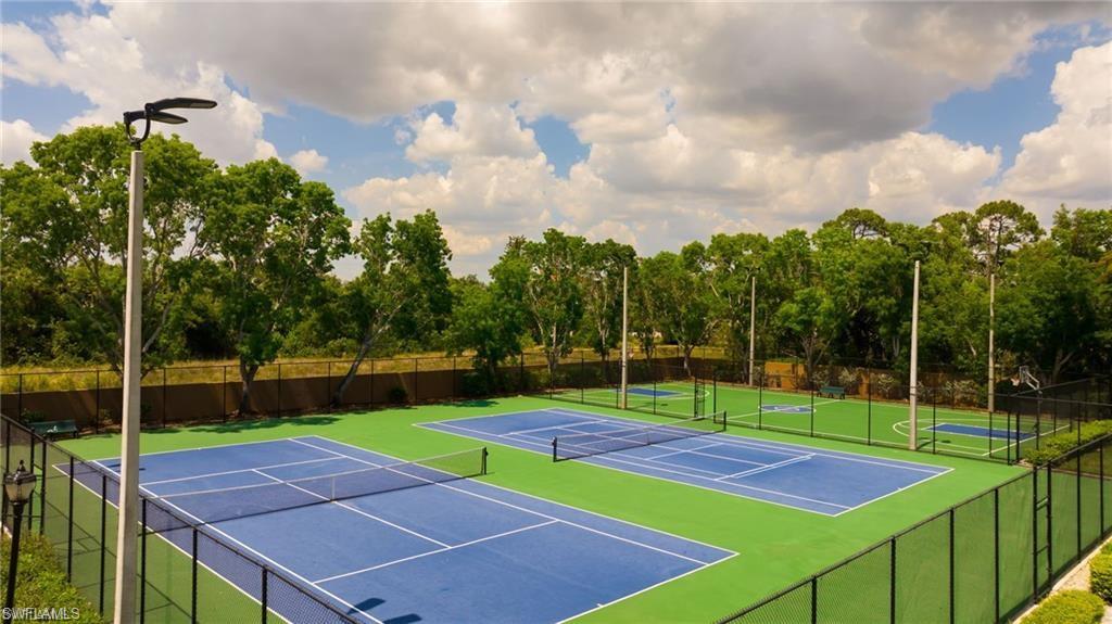 Tennis