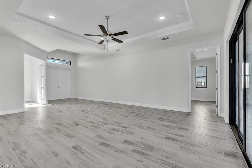 459 NE 2nd PL