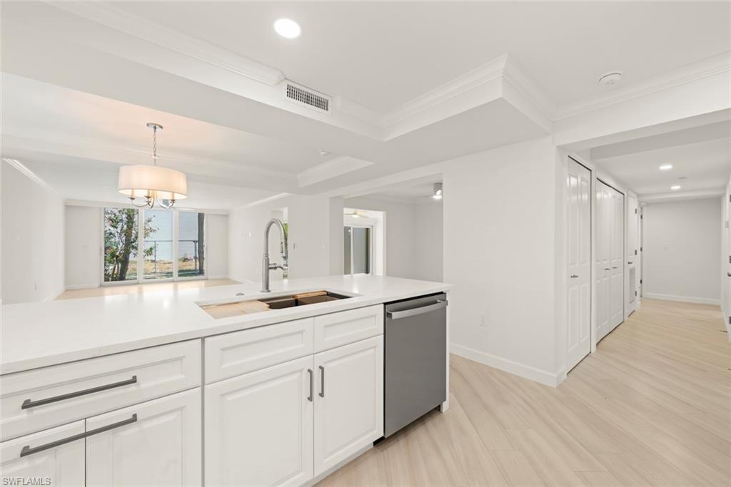 200 Periwinkle WAY 111 photo 10