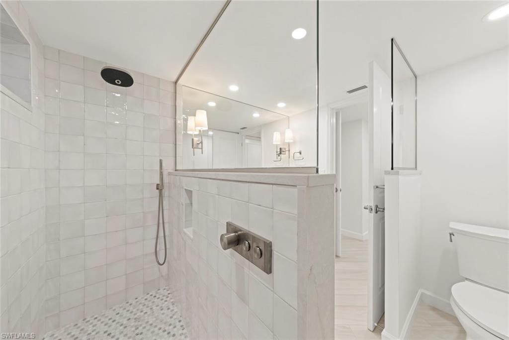 200 Periwinkle WAY 111 photo 31