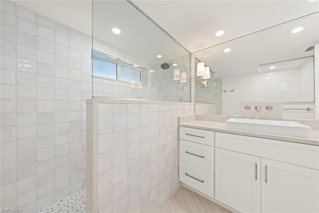 200 Periwinkle WAY 111 photo 29