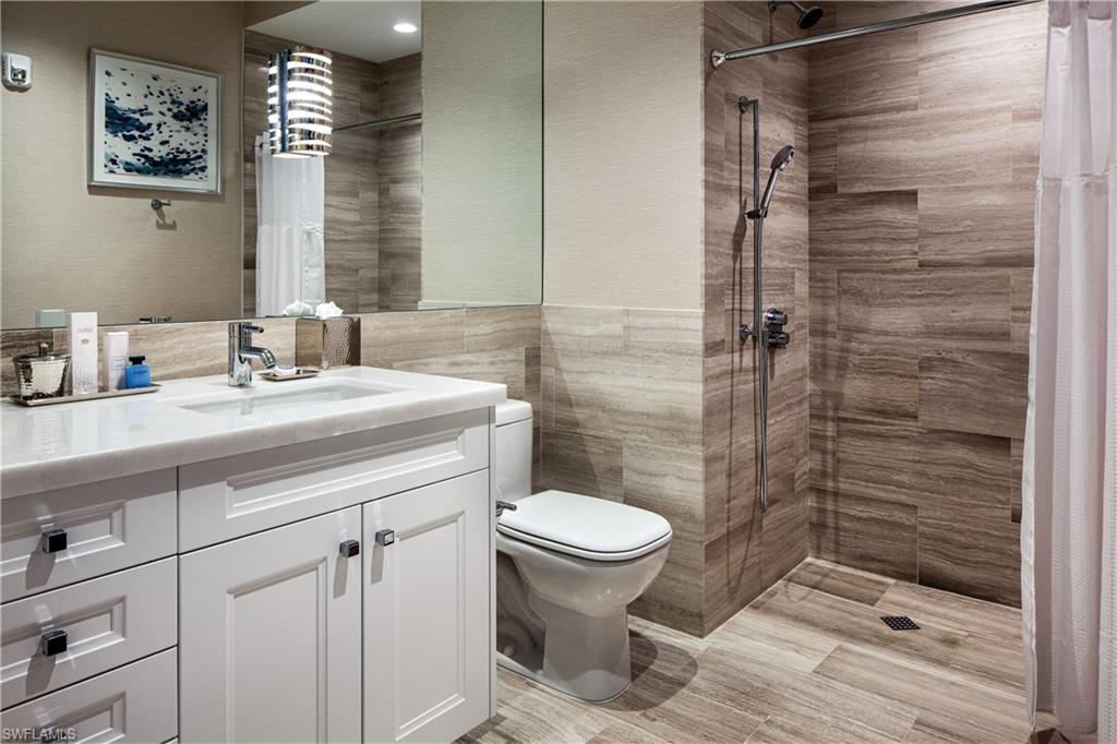 6897 Grenadier BLVD 1602 photo 33