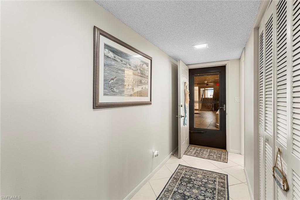 845 Collier CT 204 photo 21