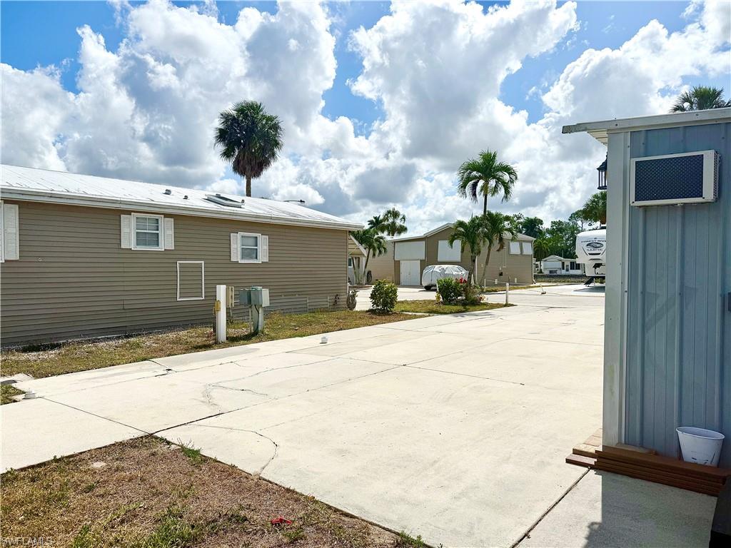 371 Imperial Wilderness BLVD photo 16