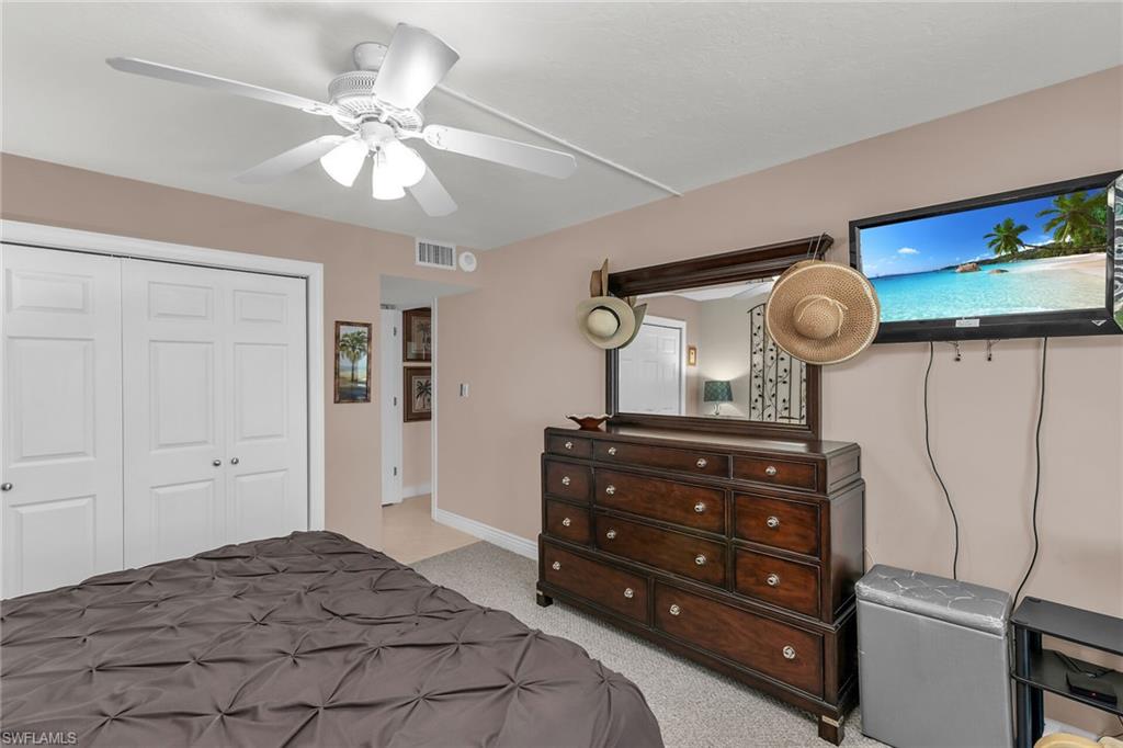 320 Seaview CT 1201 photo 10